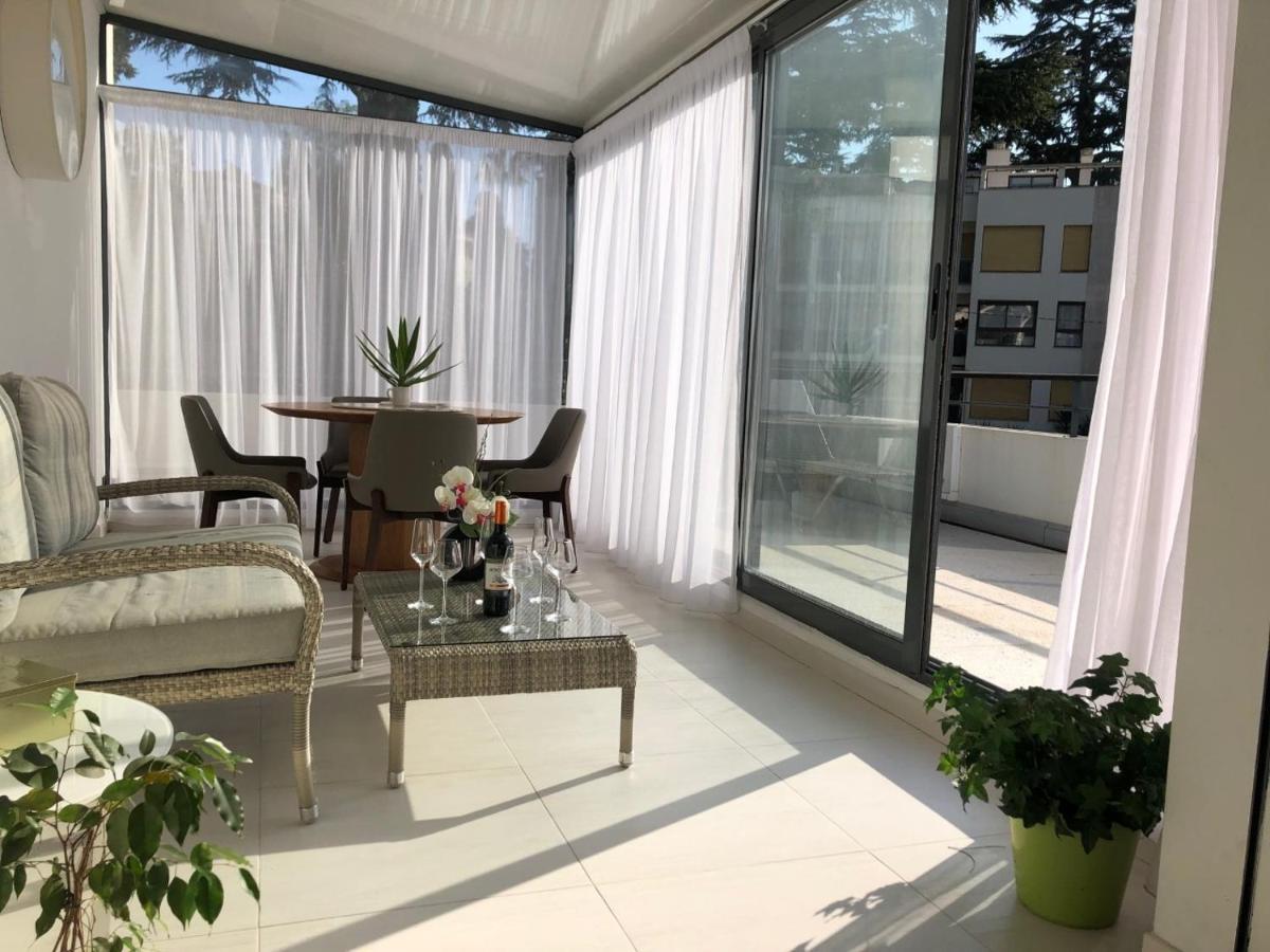 Appartement Montfleury, 2 Terrasses, 2 Chambres , 2 Sdb , Pkg Prive Piscine, 15 Min Walk To Croisette Beach And Palais Des Festivals Cannes Zewnętrze zdjęcie