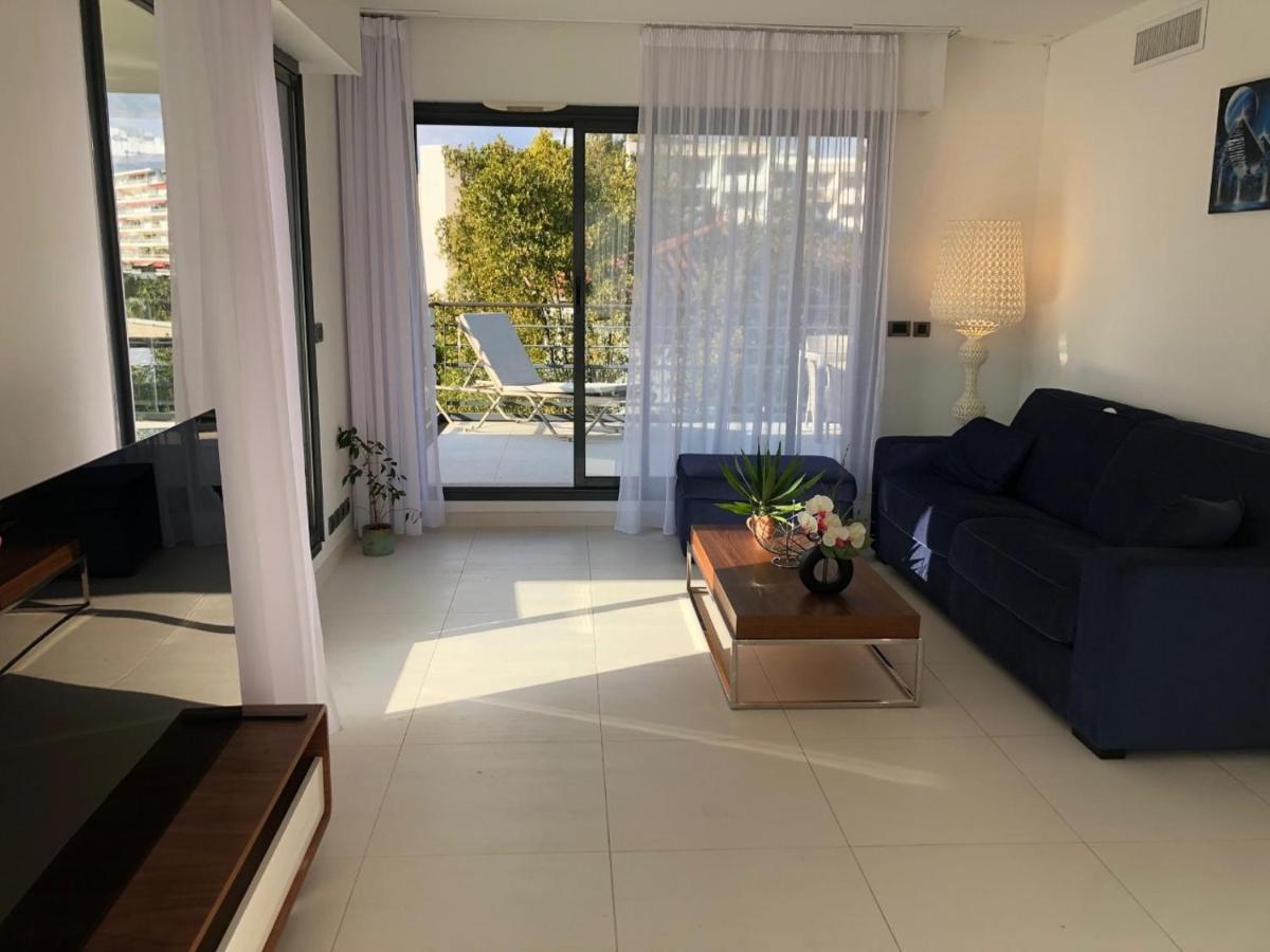 Appartement Montfleury, 2 Terrasses, 2 Chambres , 2 Sdb , Pkg Prive Piscine, 15 Min Walk To Croisette Beach And Palais Des Festivals Cannes Zewnętrze zdjęcie